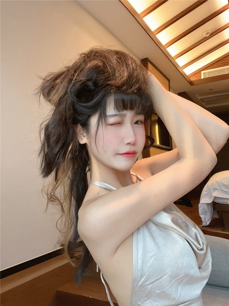 不呆猫浴室cos图片鉴赏