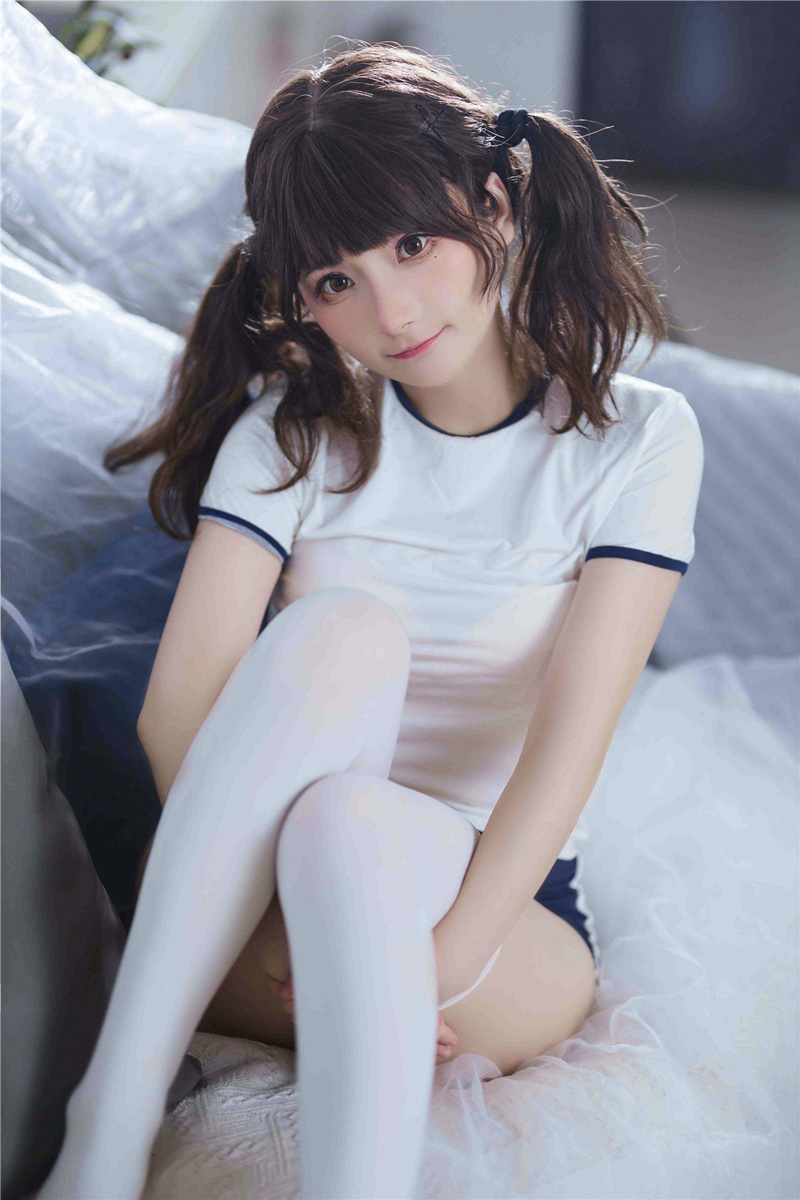 是三不是世w体操服束缚cos鉴赏