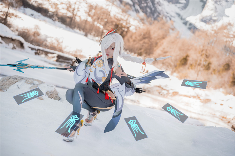 如月灰申鹤原神cos作品