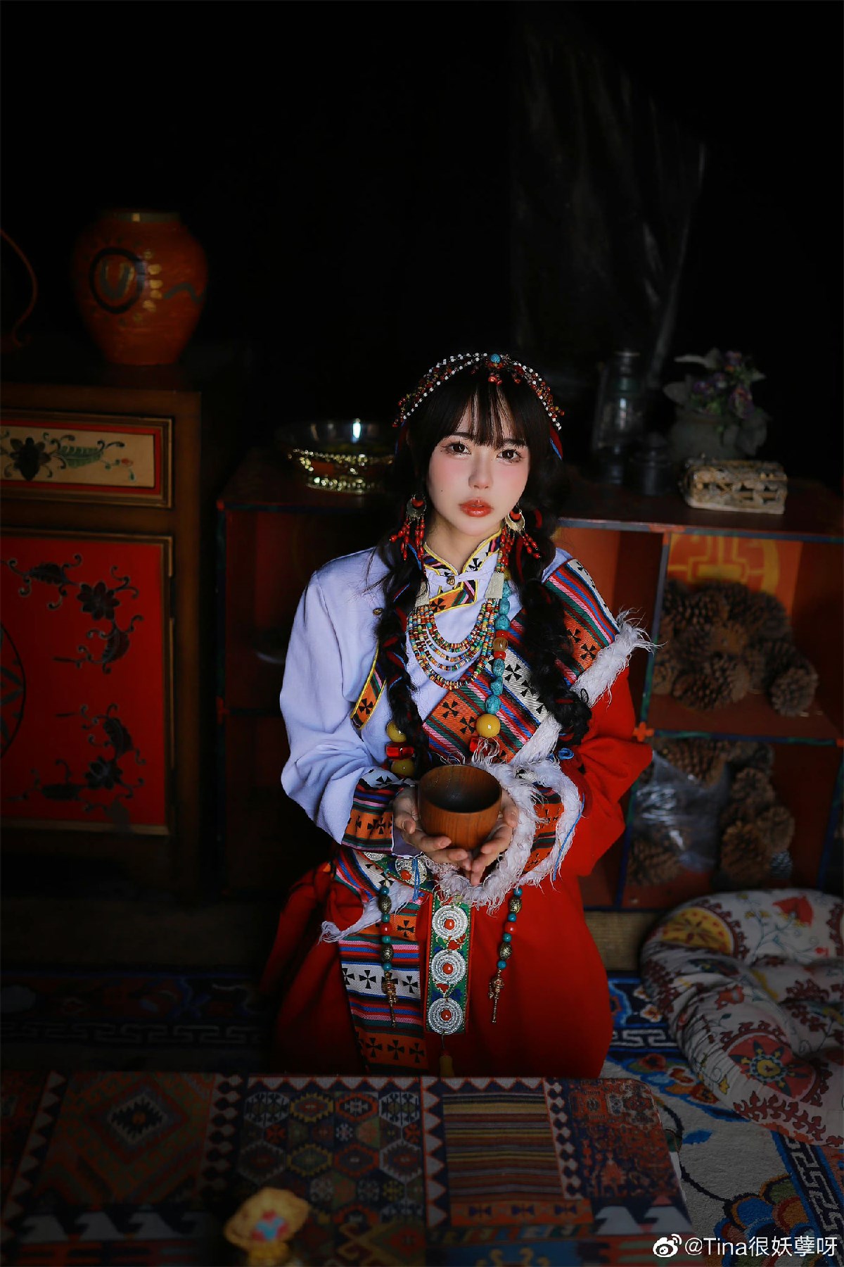 Tina很妖孽呀探索西藏：体验醉人的民俗风情