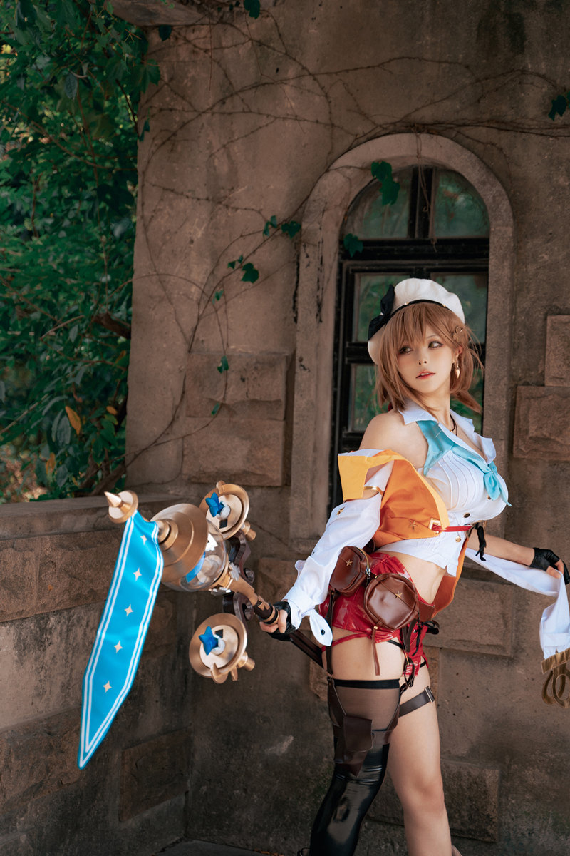 百合欧皇子碧蓝航线莱莎联动cos图鉴赏