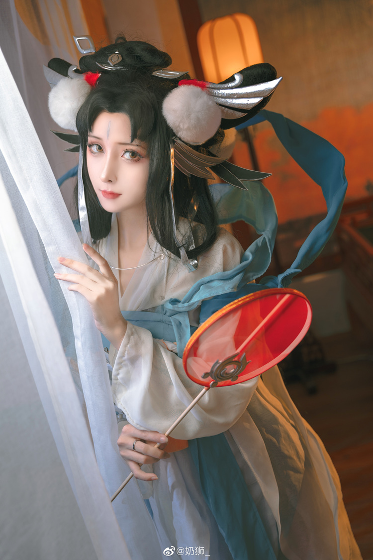 奶狮不咬人嫦娥如梦令cos作品