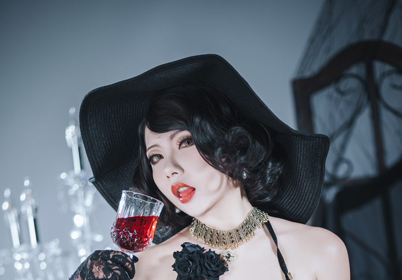 是一只熊仔吗八尺夫人cos作品分享