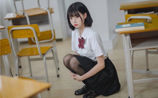 许岚LAN教室JKcos图出镜免费分享
