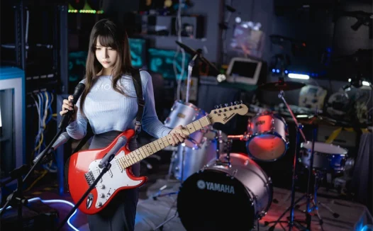 抱走莫子aa吉他妹妹cos作品分享