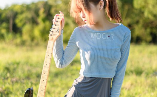 梨瑾瑾吉他妹妹cos作品免费鉴赏