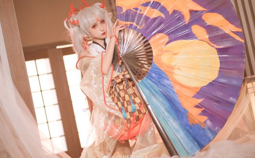 奶狮不咬人不知火cos作品