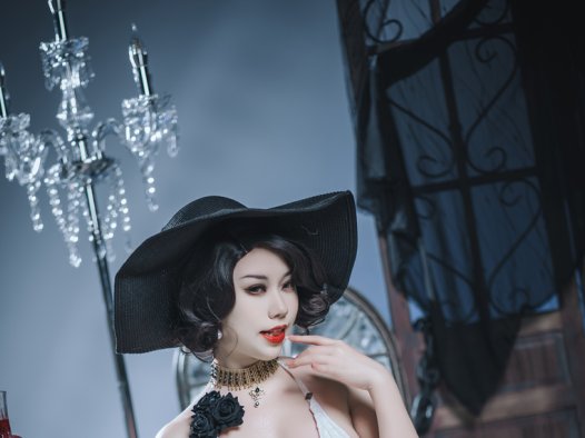 是一只熊仔吗八尺夫人cos作品分享