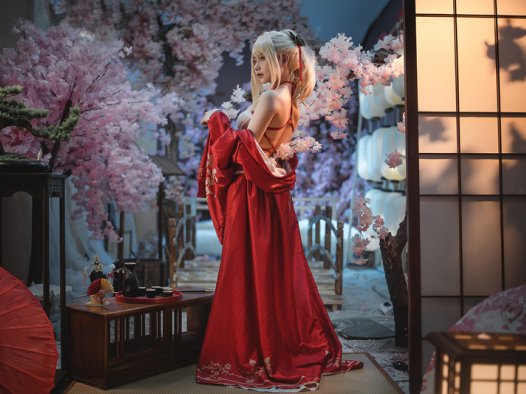 是一只熊仔吗碧蓝航线光荣cos作品分享